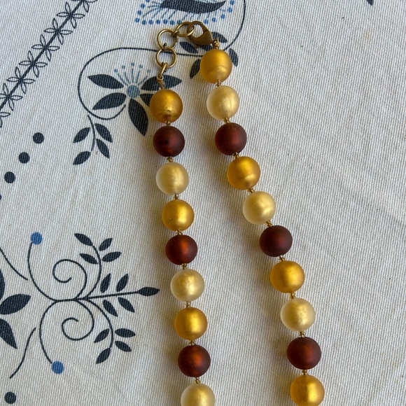 Yellow and dark red glass bead necklace - Picture 1 of 2